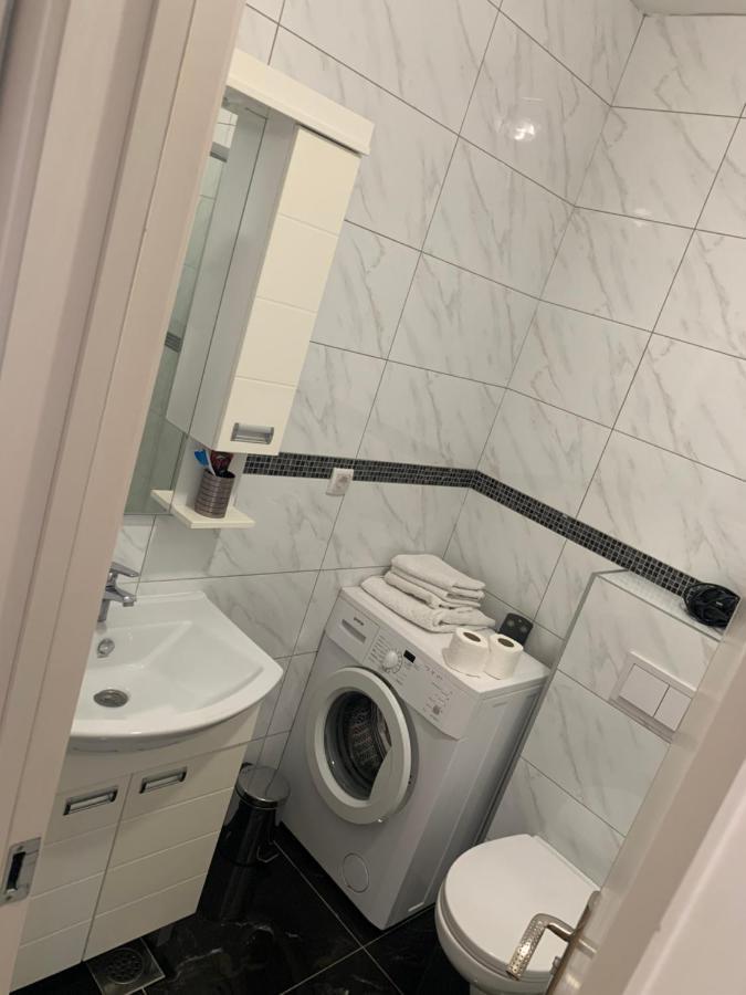 Ferienwohnung Stan Na Dan Bella Banja Luka Exterior foto